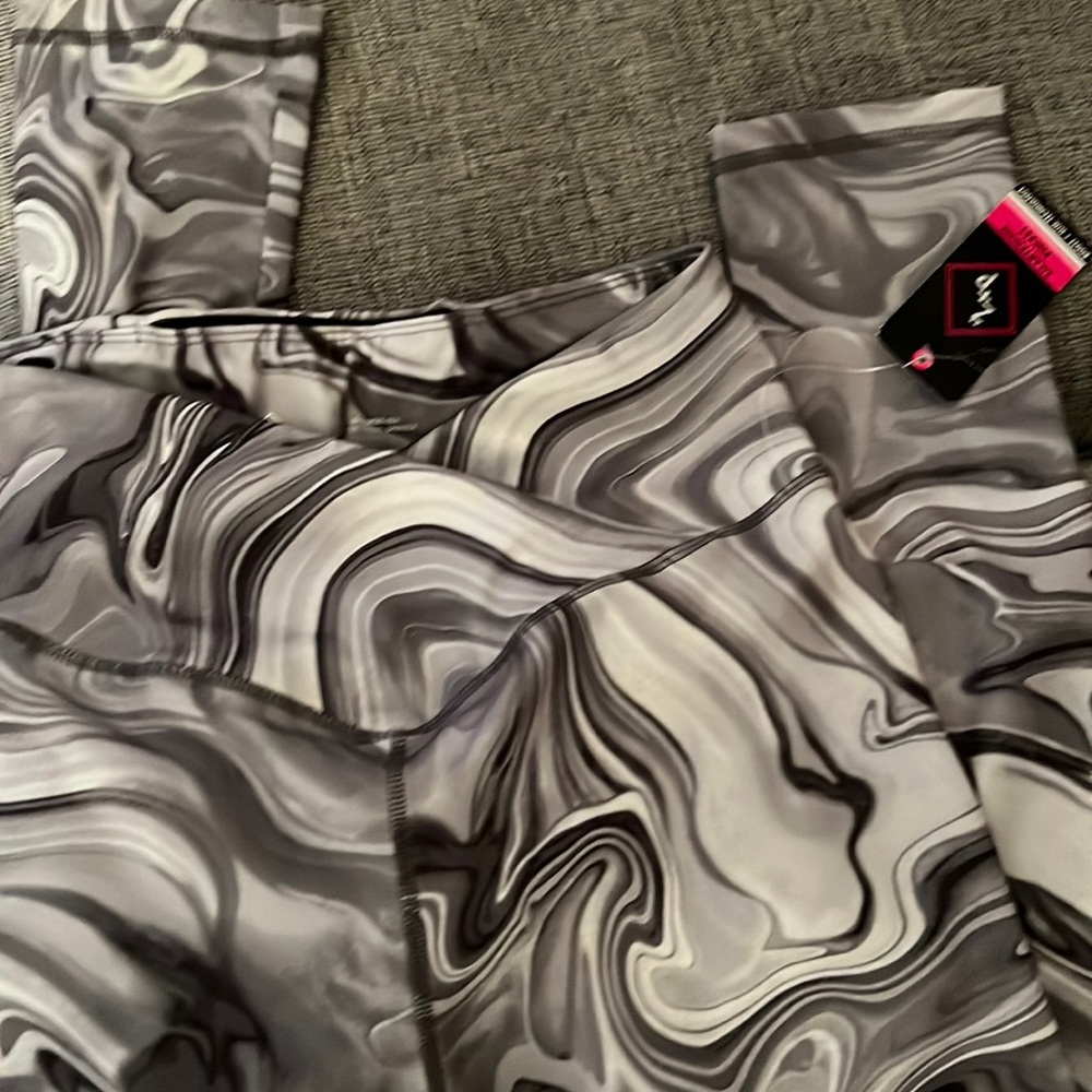 Leggings new with tag